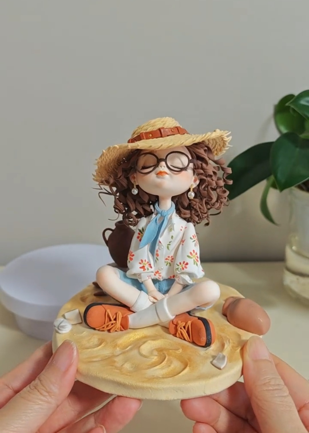 The Cozy Daydreamer - Image 6