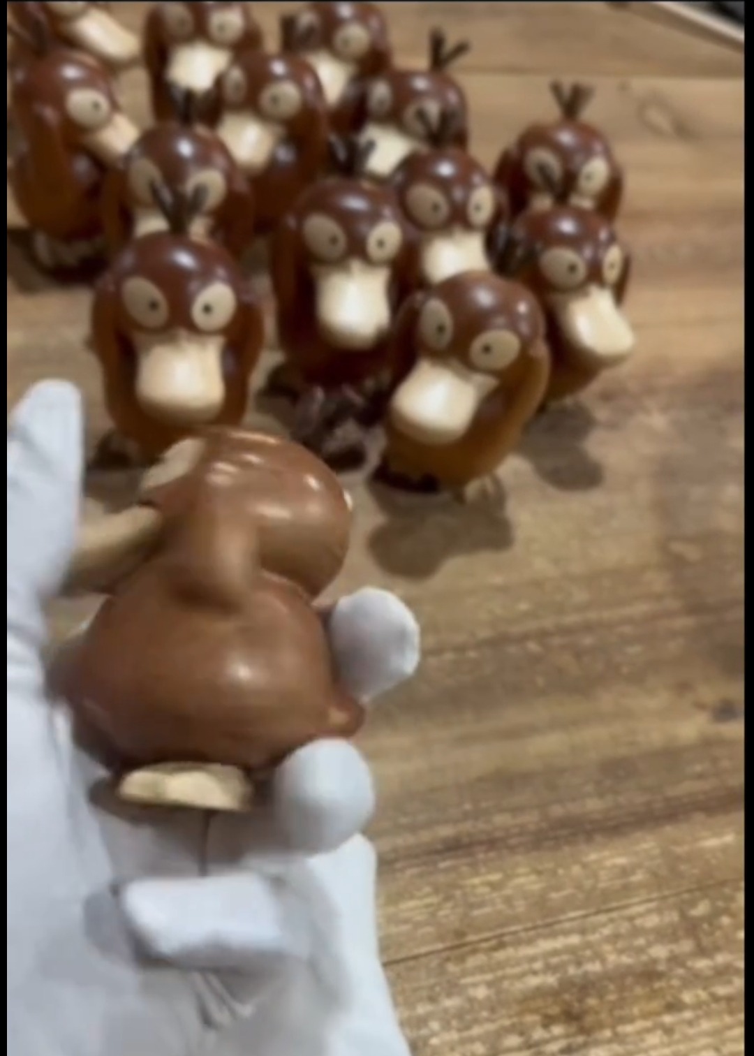 Wooden Ducky Carving - Image 3
